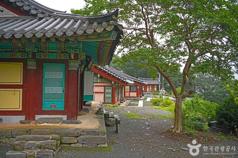 금강암(보령) 여행 추천 - 로드트립