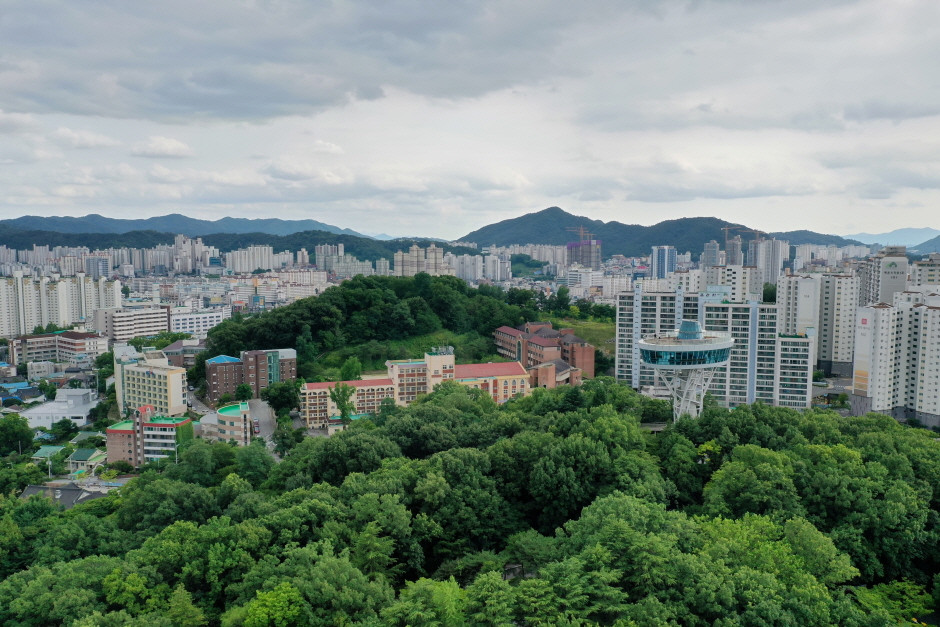사직공원전망타워 여행 추천 - 로드트립