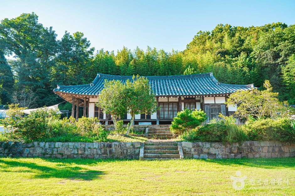 무안 유교리 고택 여행 추천 - 로드트립