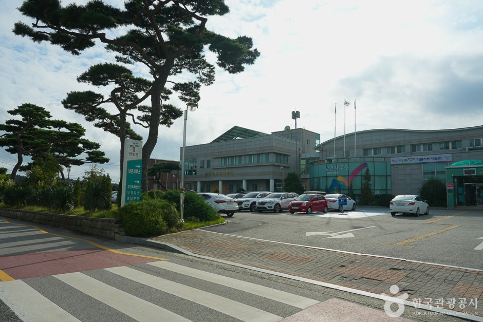 남면 벚꽃길 여행 추천 - 로드트립