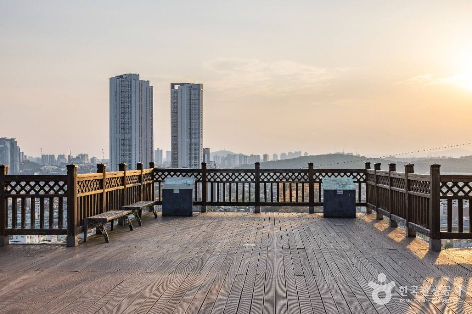 수암골전망대 여행 추천 - 로드트립
