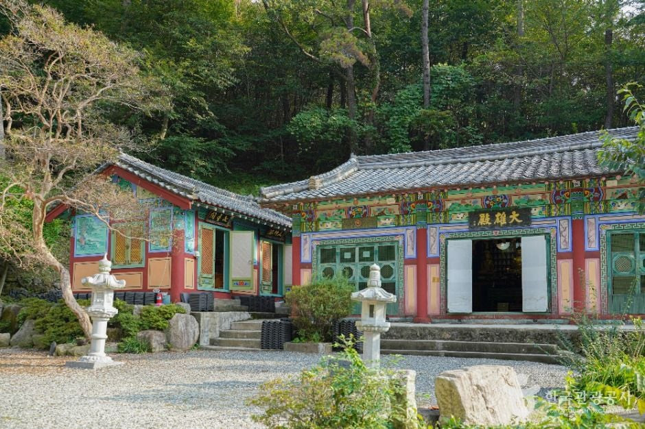 월명사(부산) 여행 추천 - 로드트립