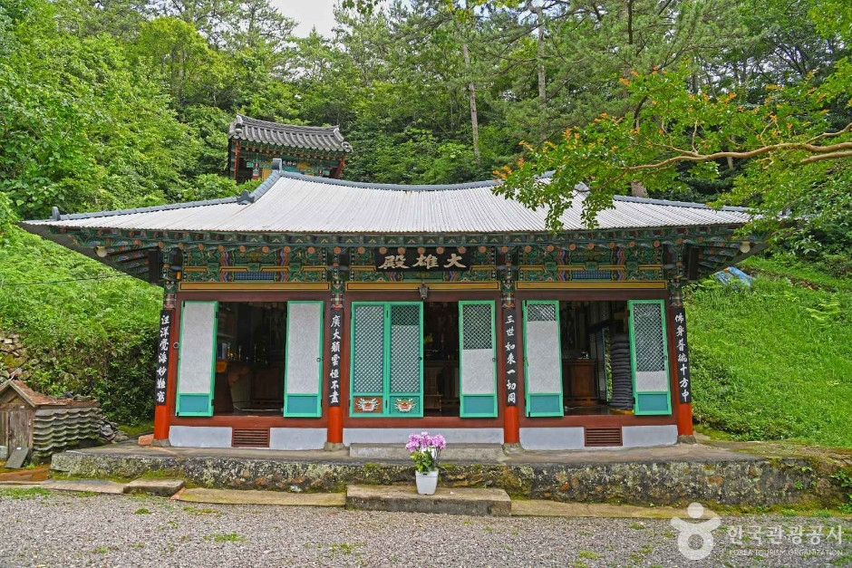 봉래사 여행 추천 - 로드트립