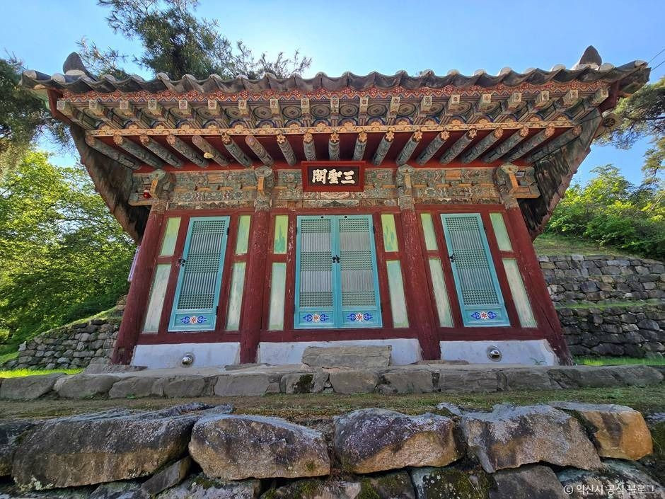 문수사(익산) 여행 추천 - 로드트립