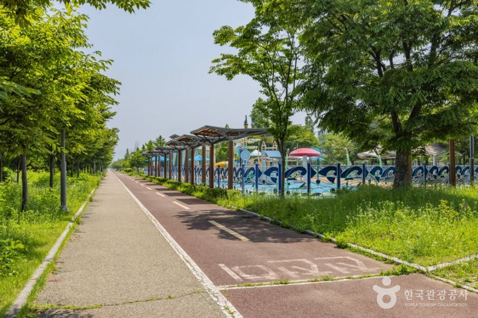 늘푸른공원 여행 추천 - 로드트립