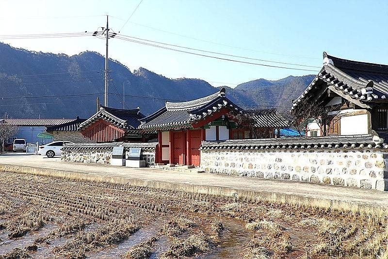 산양서원 여행 추천 - 로드트립