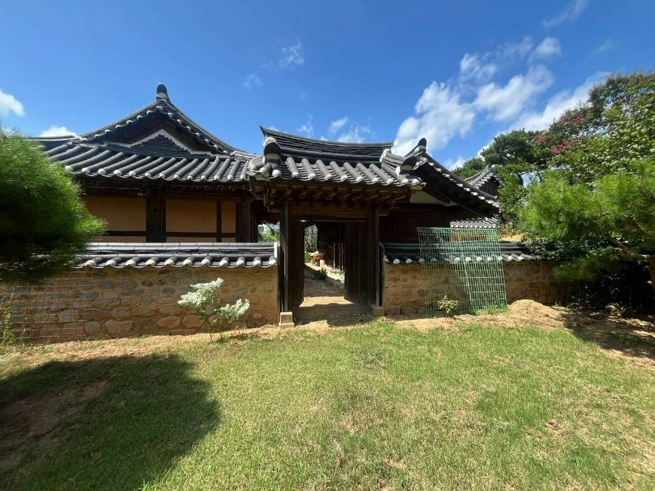 강양향교 여행 추천 - 로드트립