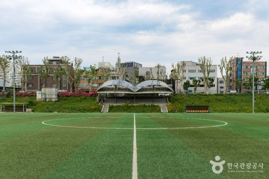잠실유수지공원 여행 추천 - 로드트립