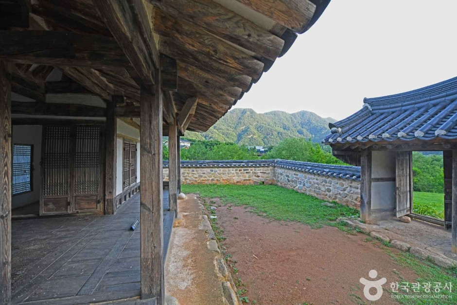 괴산 수월정 여행 추천 - 로드트립