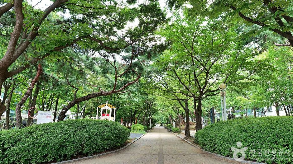 한양공원 여행 추천 - 로드트립