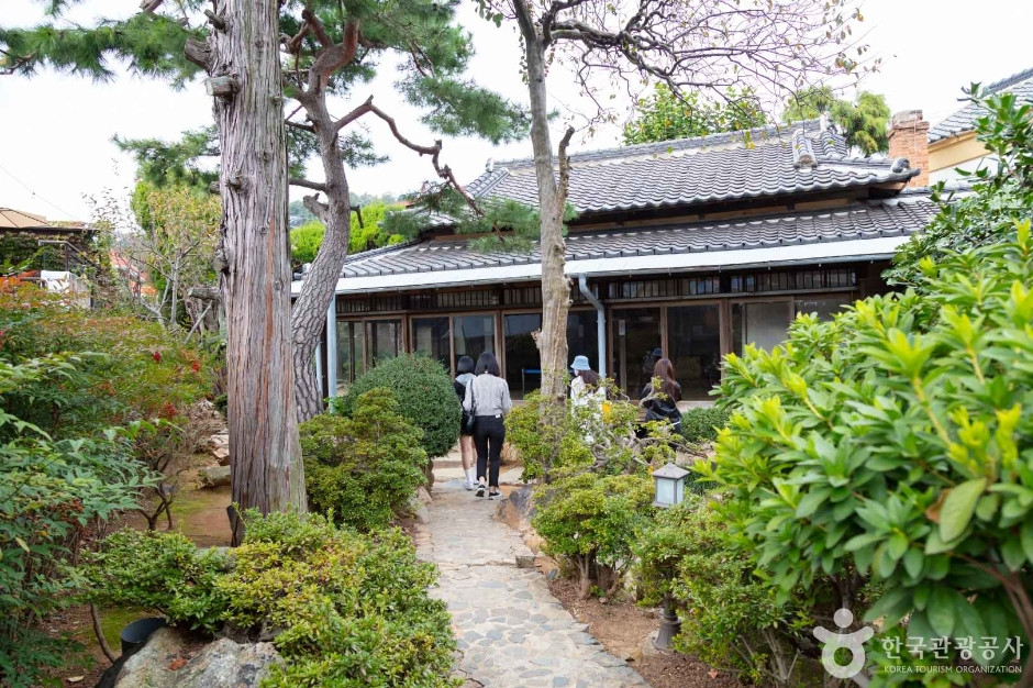 군산 신흥동 일본식가옥(히로쓰 가옥) 여행 추천 - 로드트립