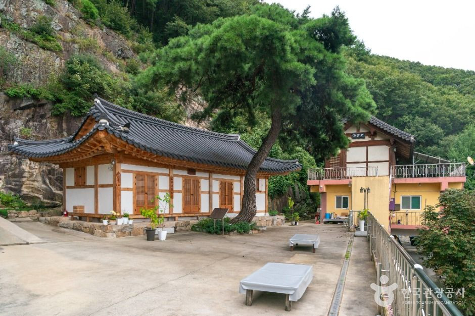 신흥사(충주) 여행 추천 - 로드트립