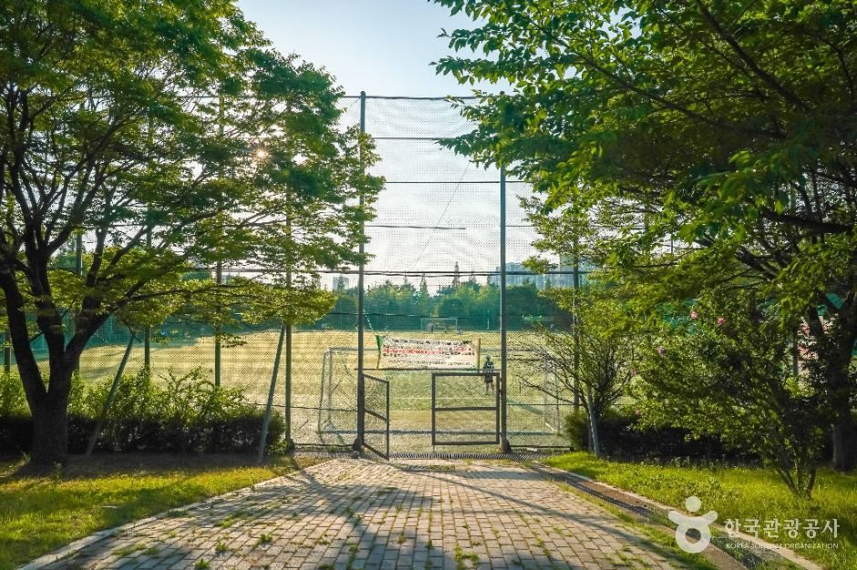 남산녹지공원 여행 추천 - 로드트립