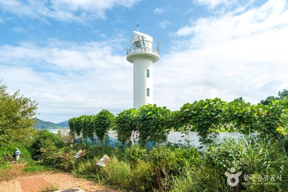 백야도 등대 여행 추천 - 로드트립