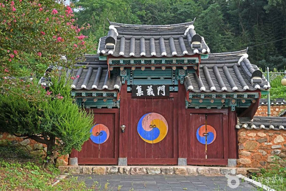 남강서원(강진) 여행 추천 - 로드트립