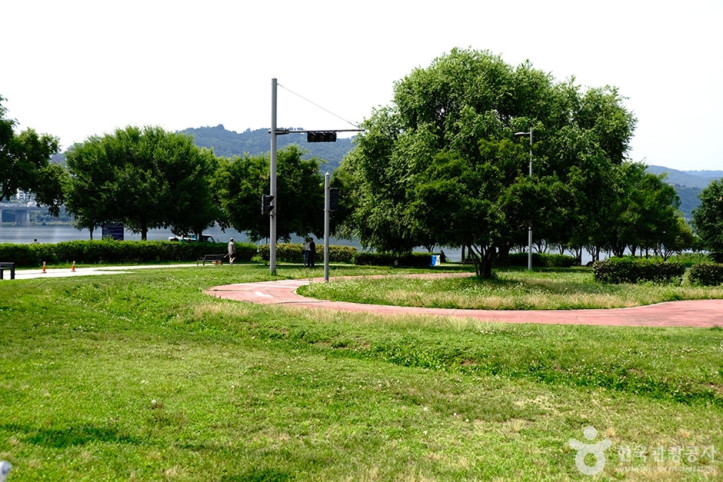 광나루자전거공원_7_공공3유형.jpg