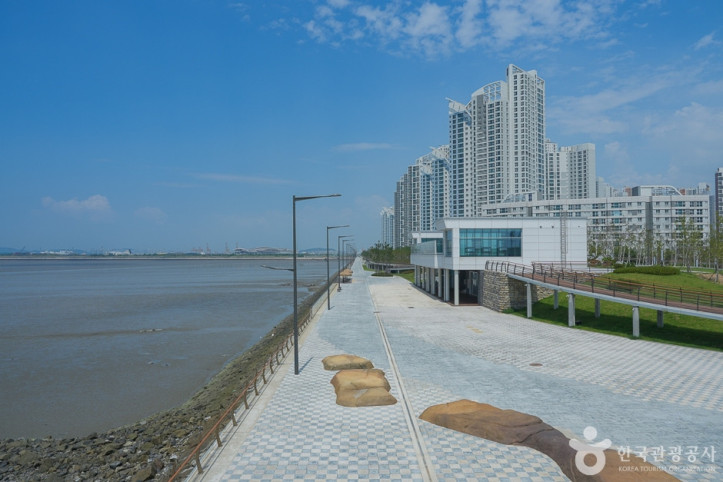 송도랜드마크시티1호수변공원_3_공공3유형.jpg