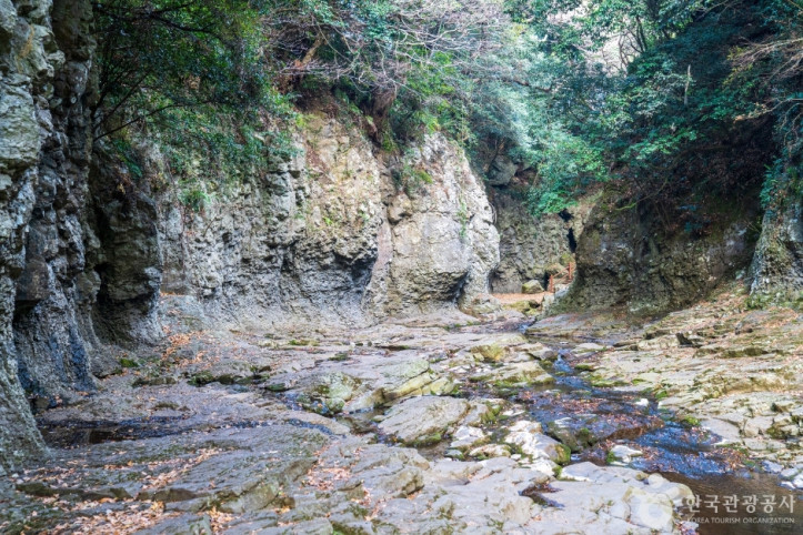 안덕계곡_4_공공1유형.jpg