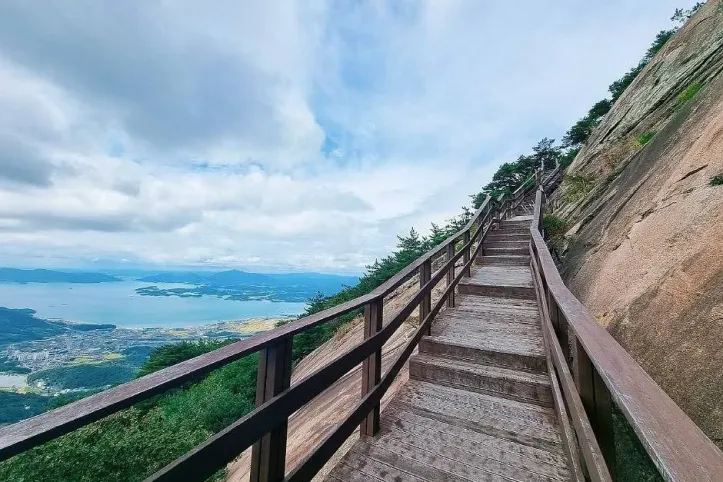 와룡산 여행 추천 - 메고지고