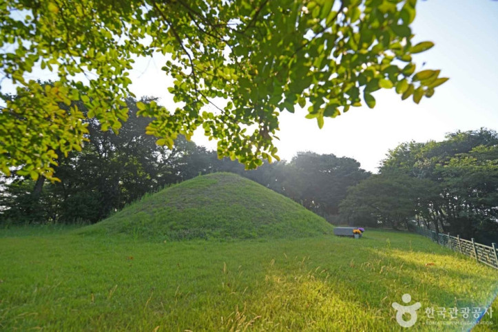 전견훤묘(견훤왕릉)_2_공공3유형.jpg