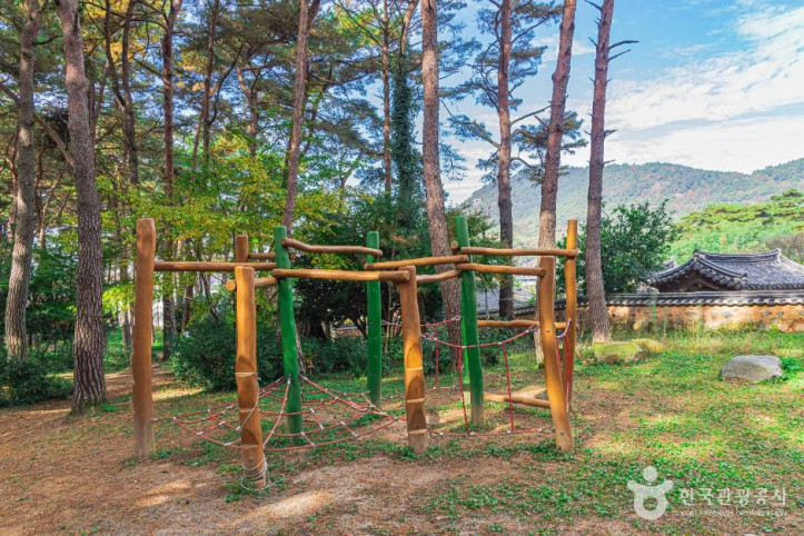 제봉산_마법의_숲_체험원_4_공공1유형.jpg