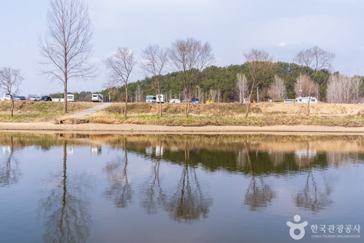 부여백마강유람선 여행 추천 - 메고지고