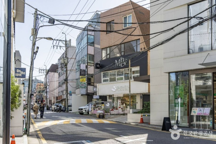신사동 가로수길 여행 추천 - 메고지고