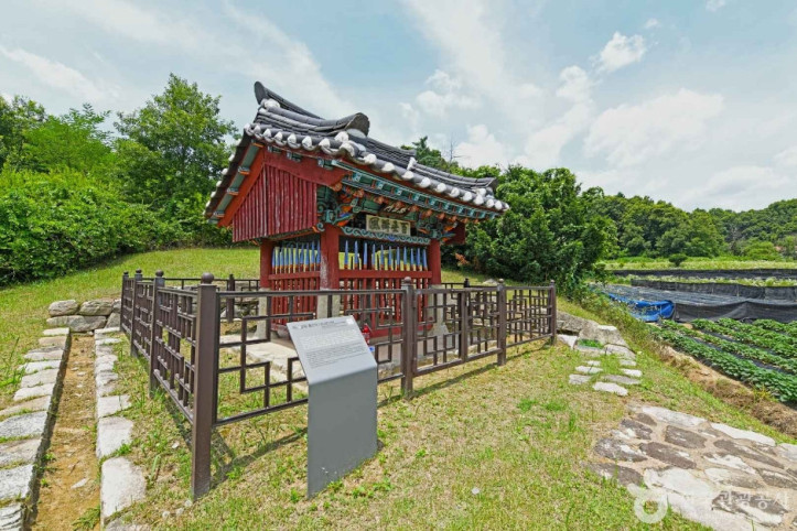 괴산_장담_충신각_4_공공3유형.JPG