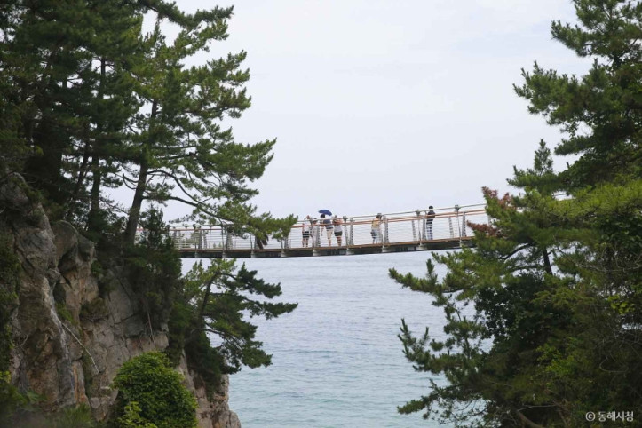 추암_출렁다리_3_공공3유형.jpg