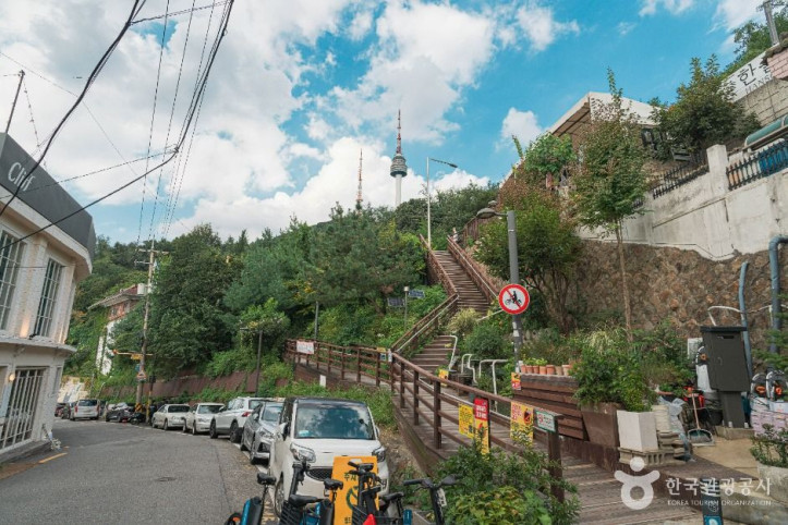 해방촌마을 여행 추천 - 메고지고