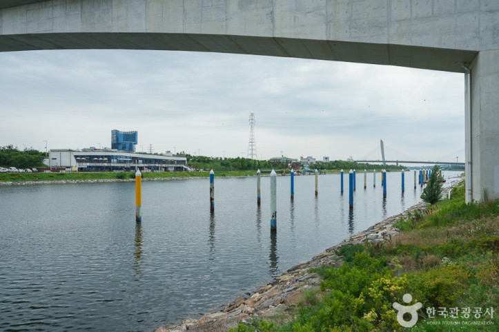 경인아라뱃길_시천공원_2_공공3유형.jpg