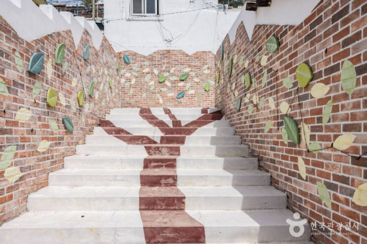 닥밭골_벽화마을_7_공공3유형.jpg