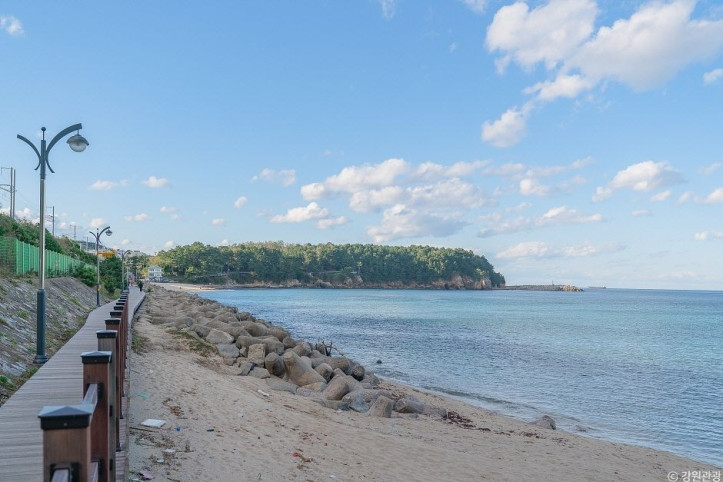 한섬해변&한섬감성바닷길_4_공공3유형.jpg