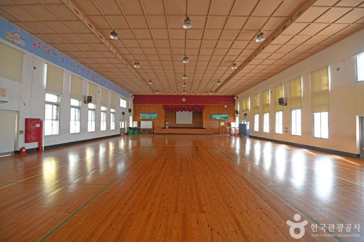 강경_중앙초등학교_강당_2_공공3유형.jpg