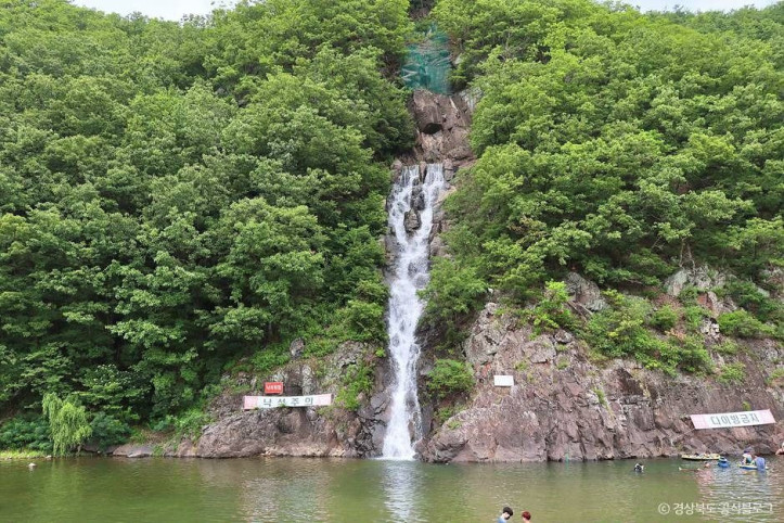 동창천_청룡폭포(청룡인공폭포)_2_공공3유형.jpg