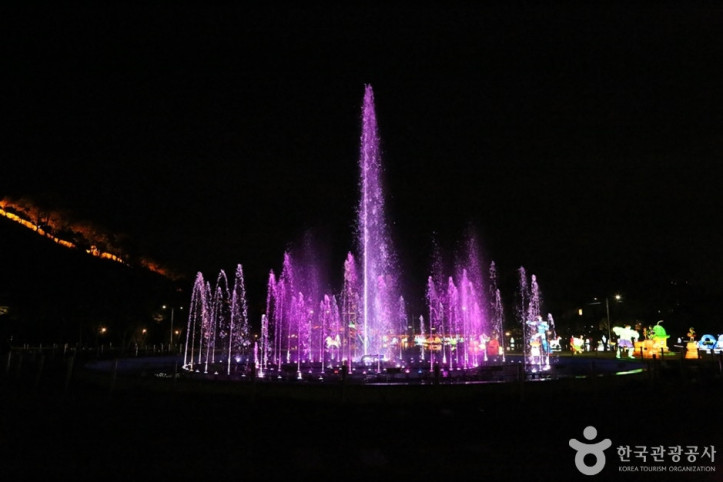진주_음악분수대_3_공공3유형.JPG