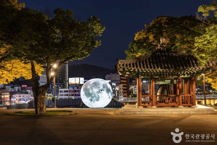 진주성 여행 추천 - 메고지고