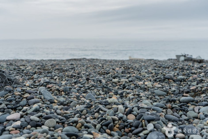 강동몽돌해변_(정자해변)_1_공공3유형.jpg