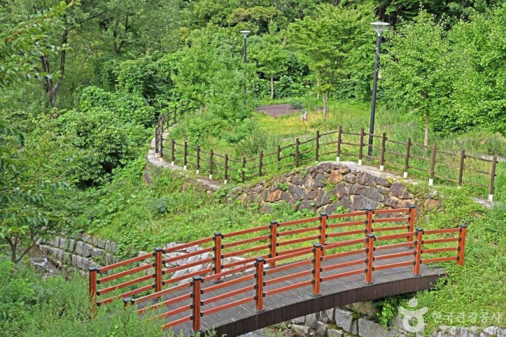 산수유_자연휴양림_4_공공3유형.JPG