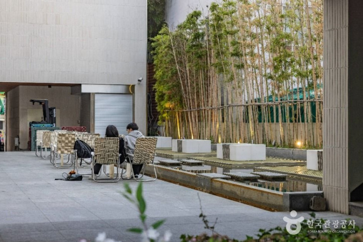 전포카페거리 여행 추천 - 메고지고