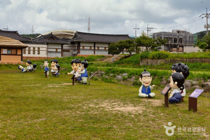 김유정문학촌_1_공공3유형.jpg