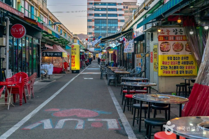 서부 오미가미거리 여행 추천 - 메고지고