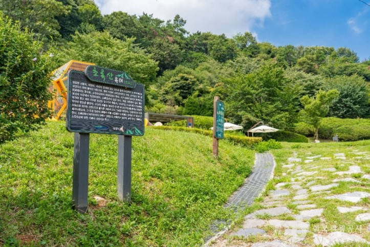 초록산산림욕장_2_공공1유형.jpg