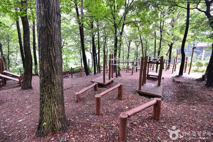 백운산치유의숲_1_공공3유형.jpg