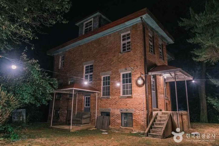 공주_중학동_구_선교사_가옥_2_공공1유형.jpg