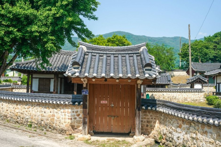 거창 포충사 여행 추천 - 메고지고