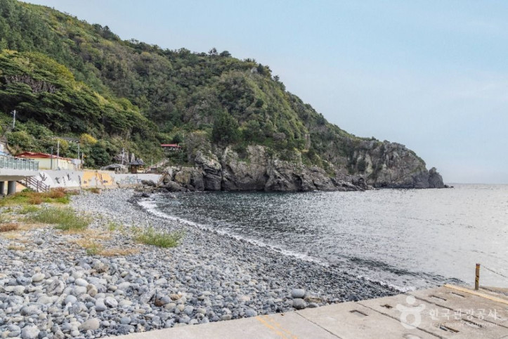 학포해안_(울릉도,_독도_국가지질공원)_2_공공1유형.jpg