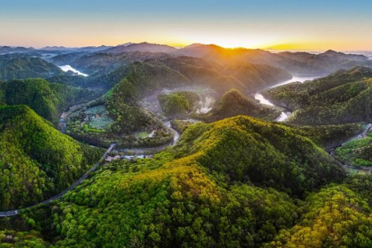 울주 대곡리 반구대 암각화 [유네스코 세계유산] 여행 추천 - 메고지고
