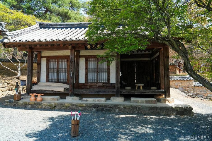 안동 묵계서원 및 보백당 종택 여행 추천 - 메고지고