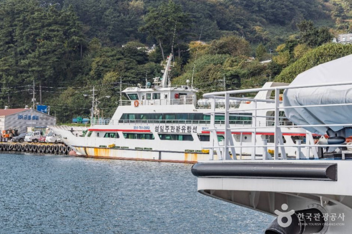 울릉도_유람선_1_공공1유형.jpg